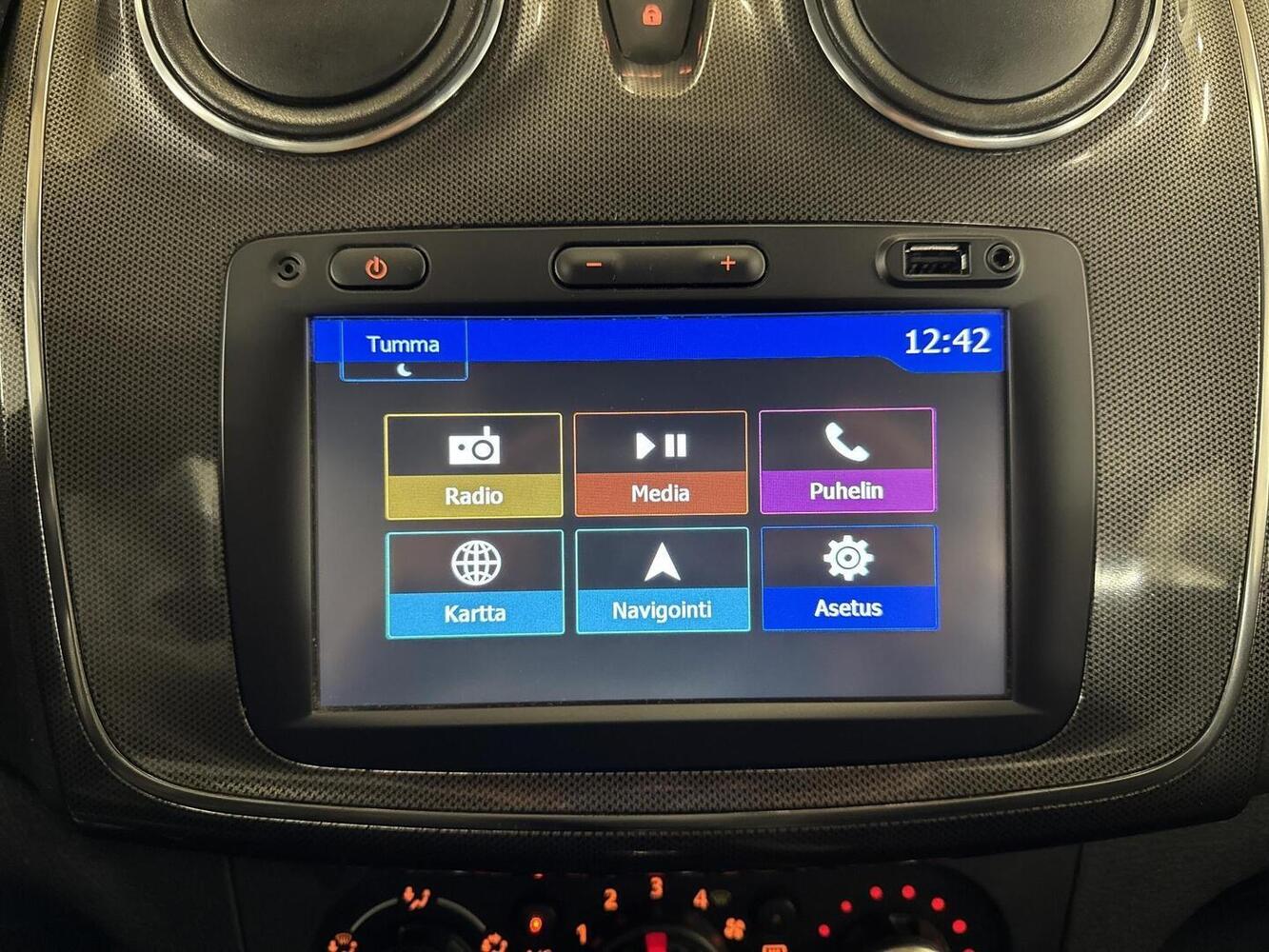 Dacia Sandero vaihtoauto