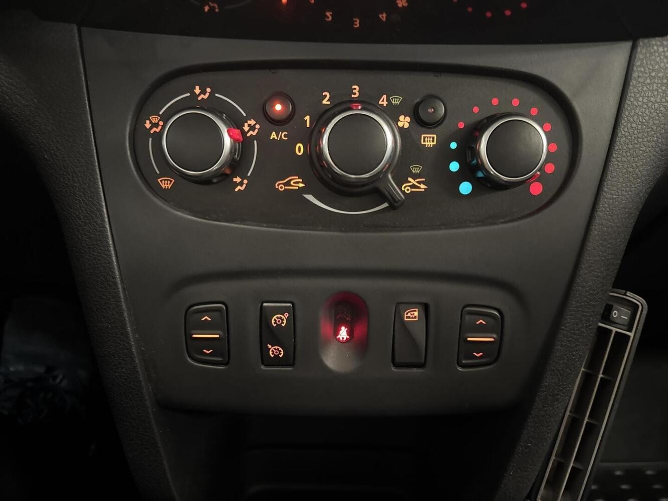 Dacia Sandero vaihtoauto