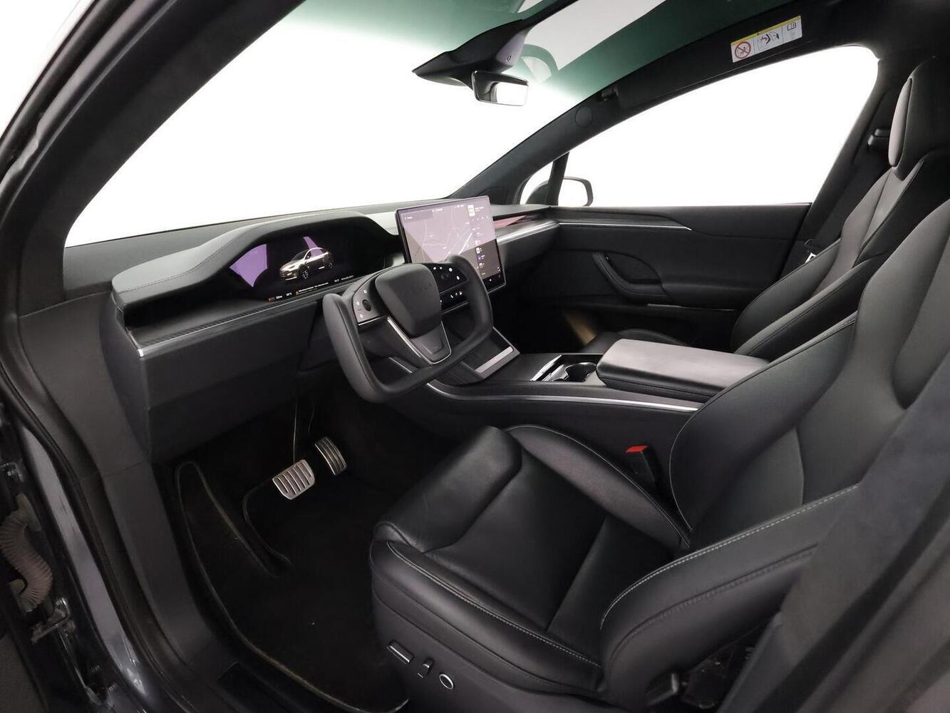 Tesla Model X vaihtoauto