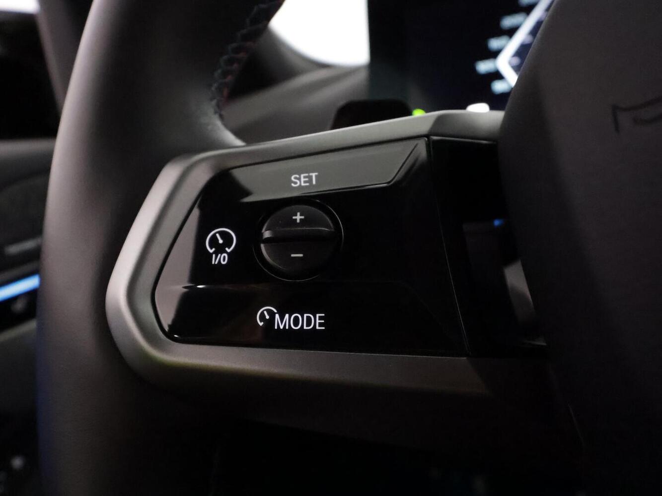 BMW i5 M60 vaihtoauto
