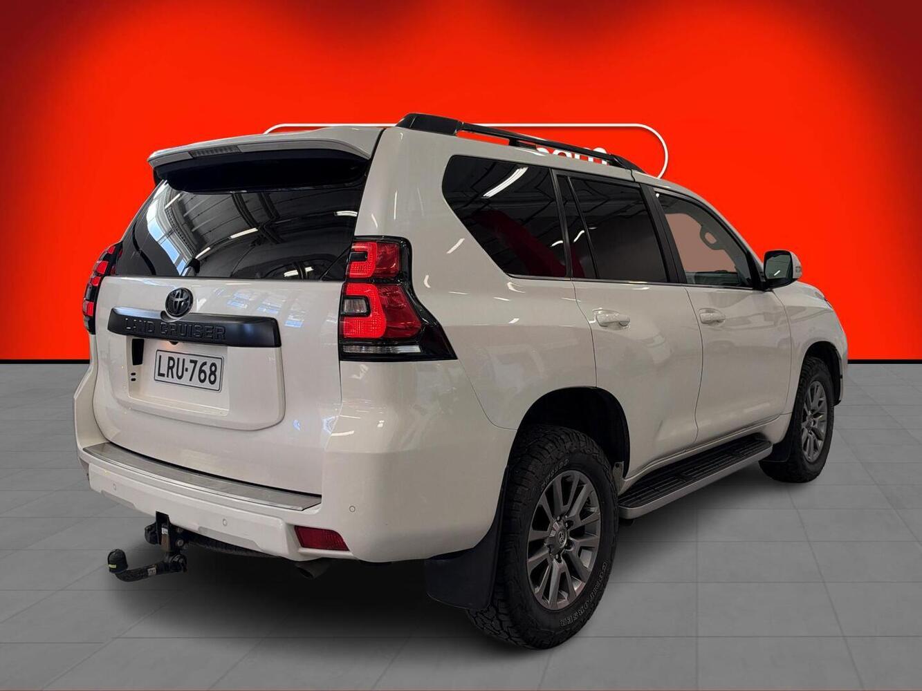 Toyota Land Cruiser vaihtoauto