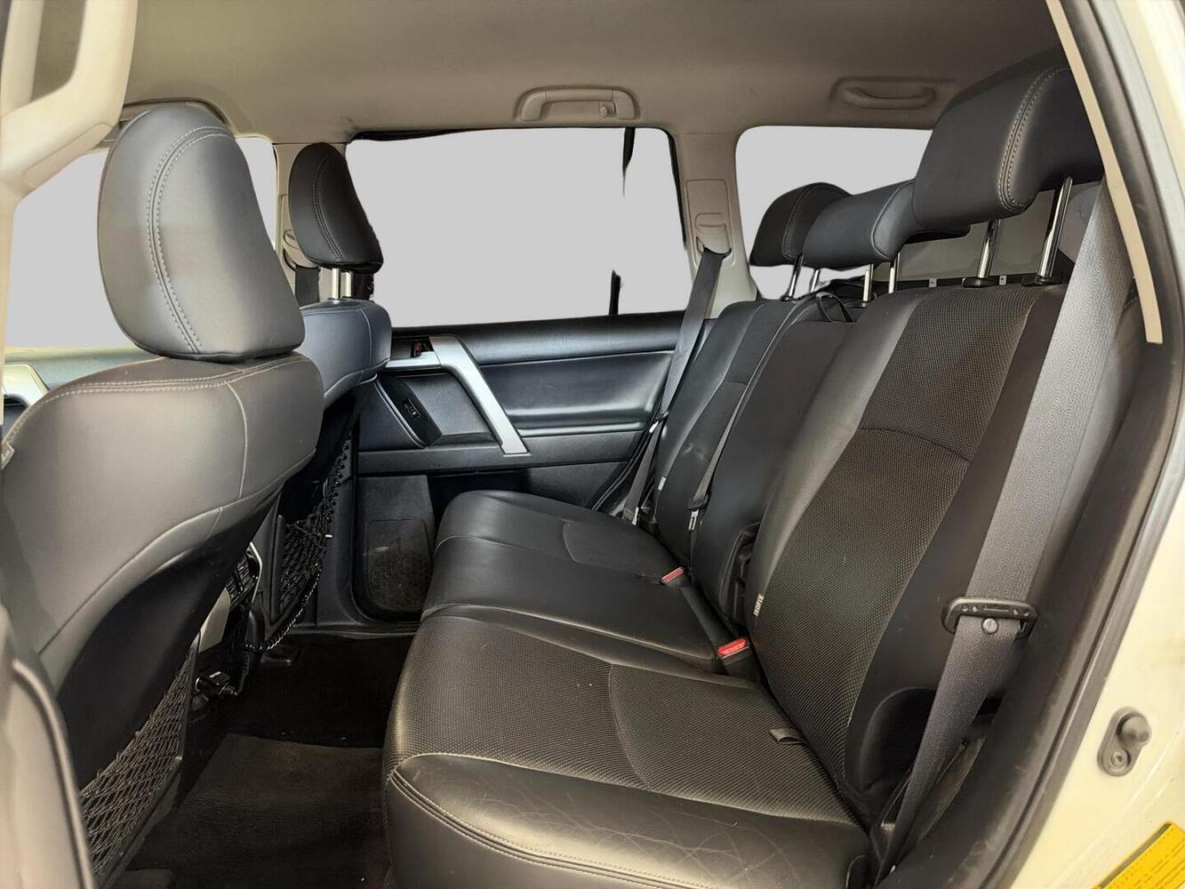 Toyota Land Cruiser vaihtoauto
