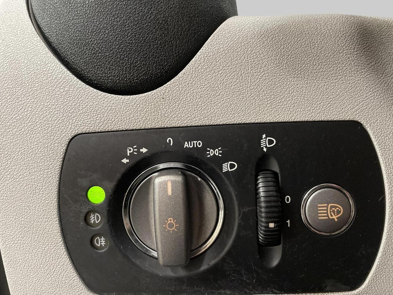 Mercedes-Benz SLK vaihtoauto