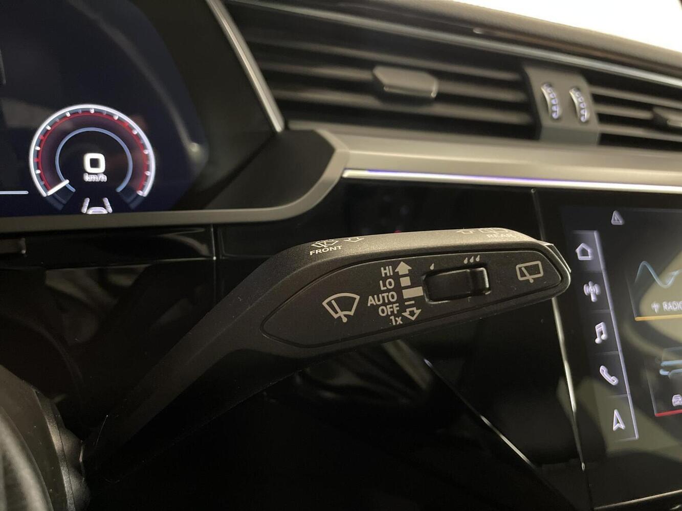 Audi e-tron vaihtoauto