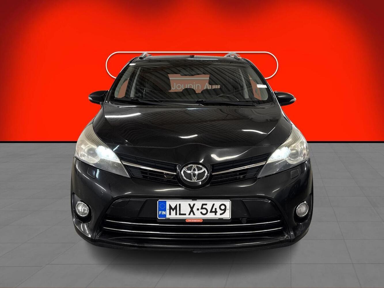 Toyota Verso vaihtoauto