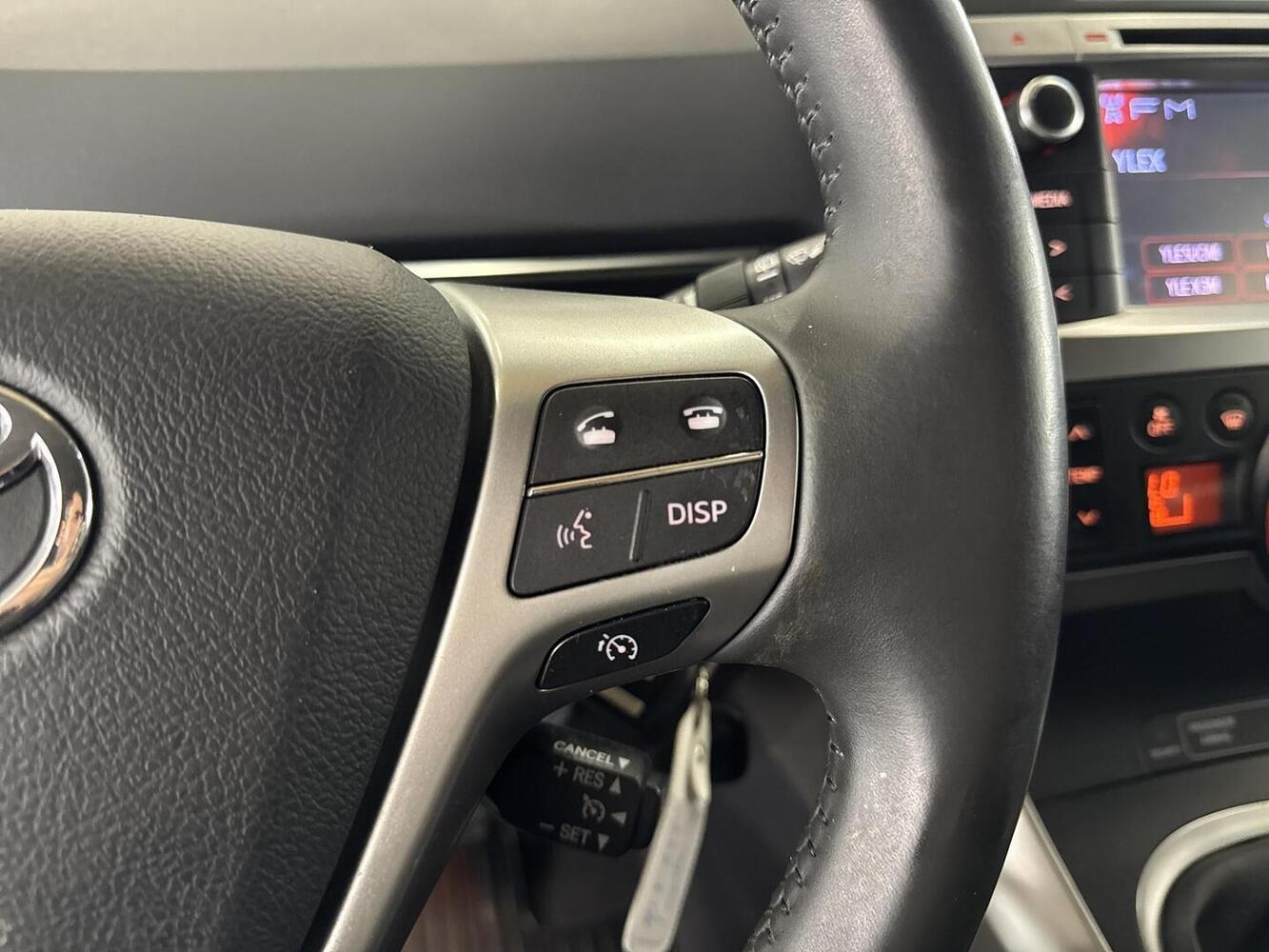 Toyota Verso vaihtoauto