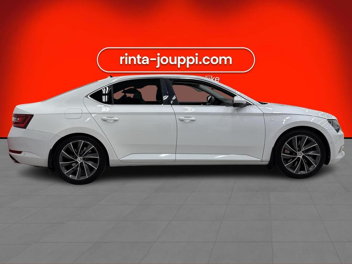 Skoda Superb vaihtoauto