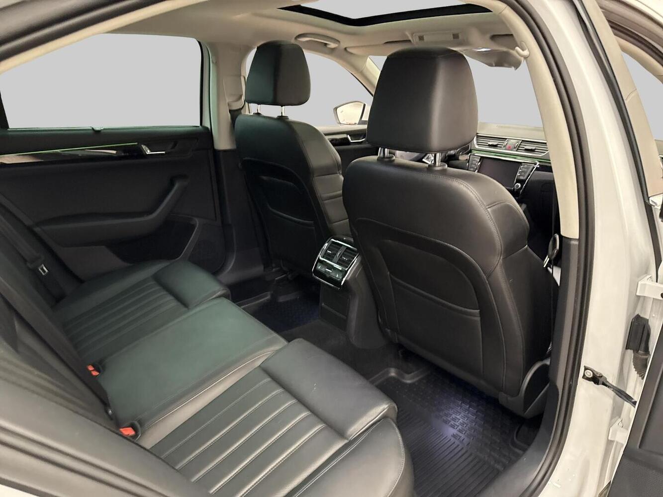 Skoda Superb vaihtoauto