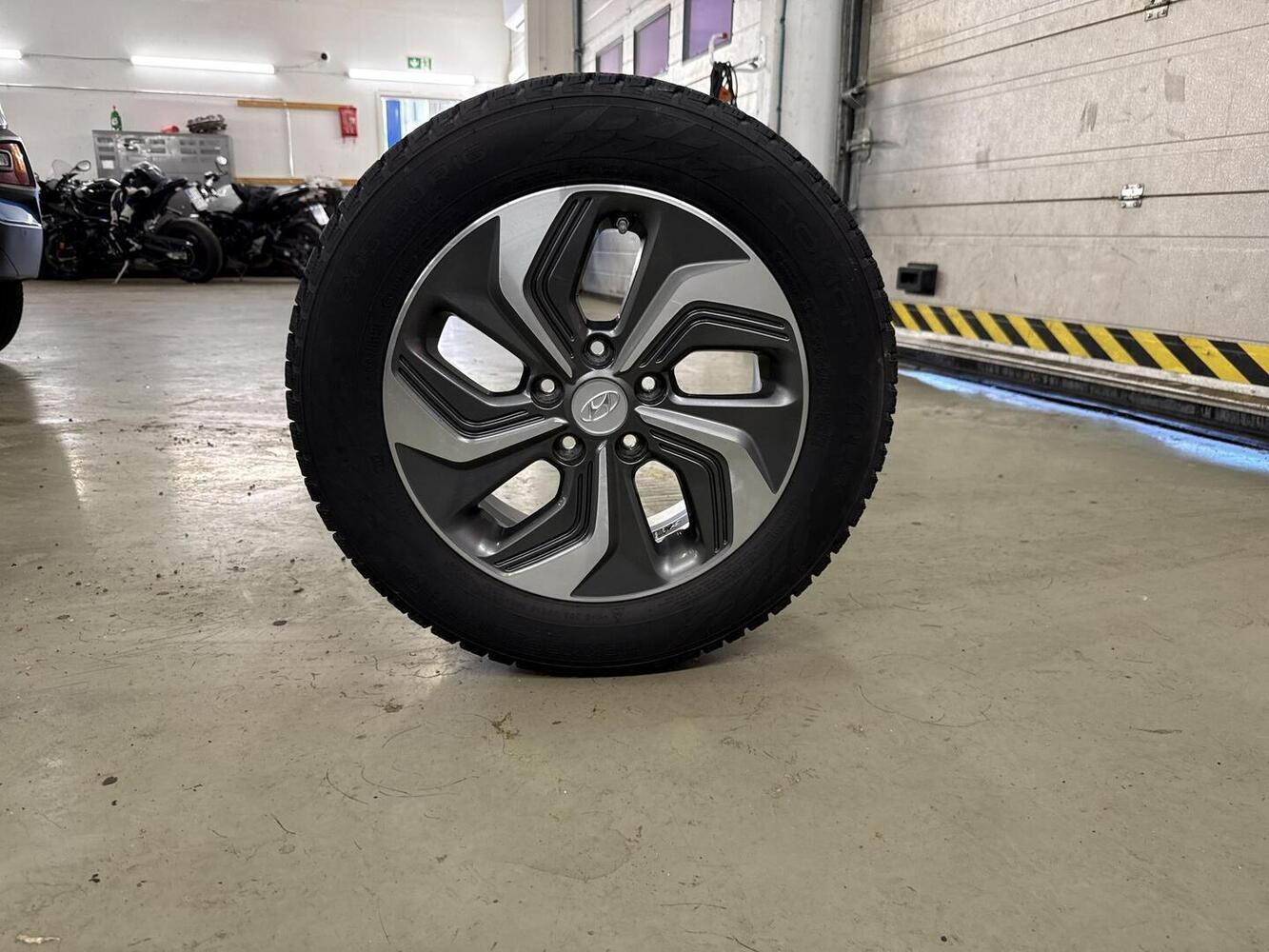 Hyundai Kona vaihtoauto