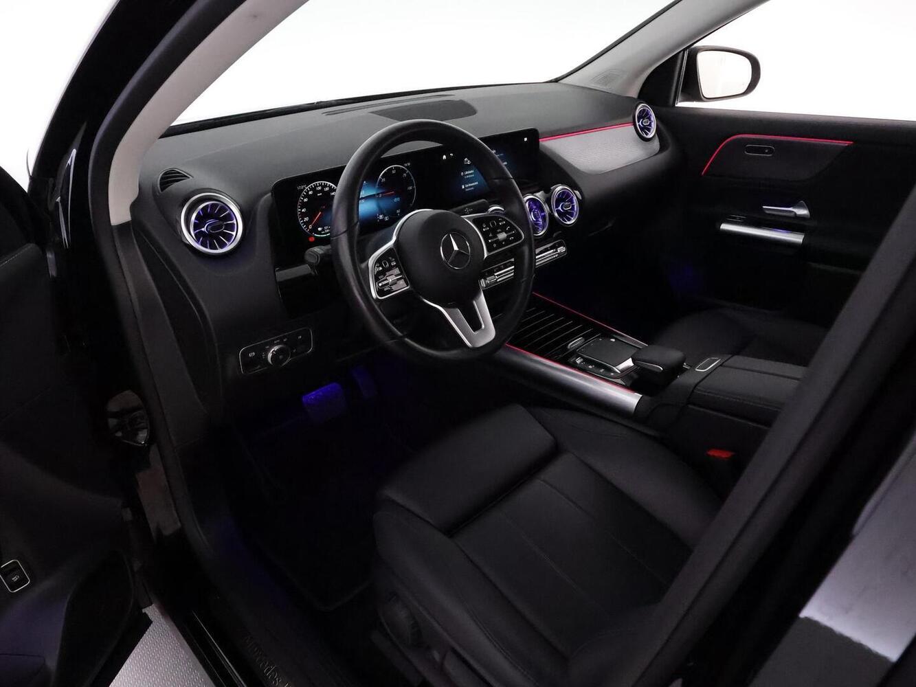 Mercedes-Benz EQA vaihtoauto