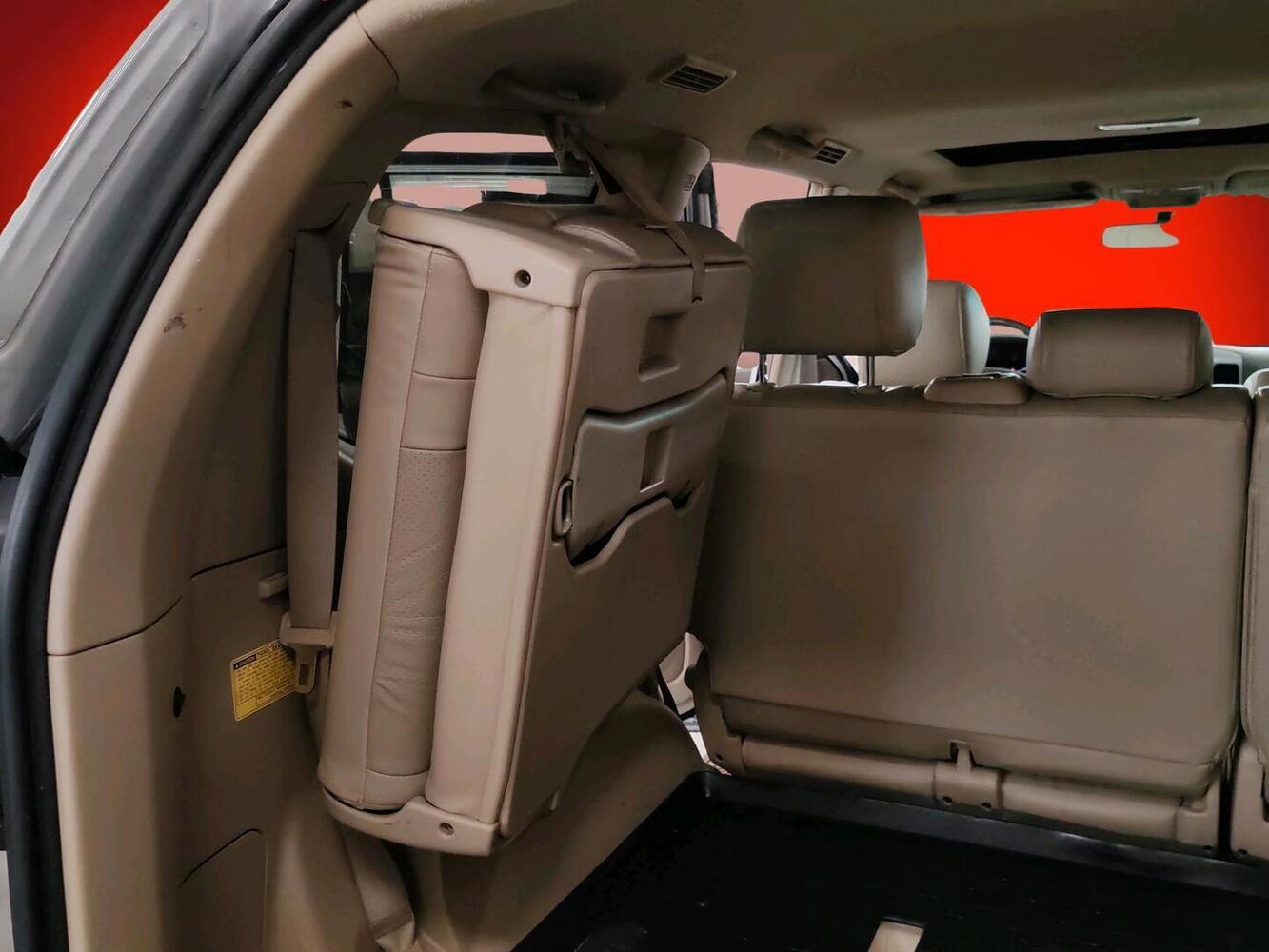 Toyota Land Cruiser vaihtoauto
