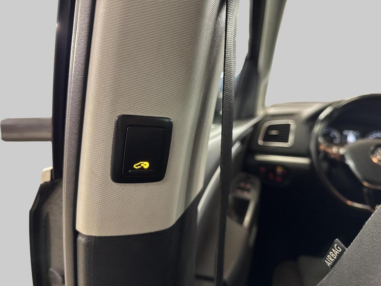 Volkswagen Sharan vaihtoauto