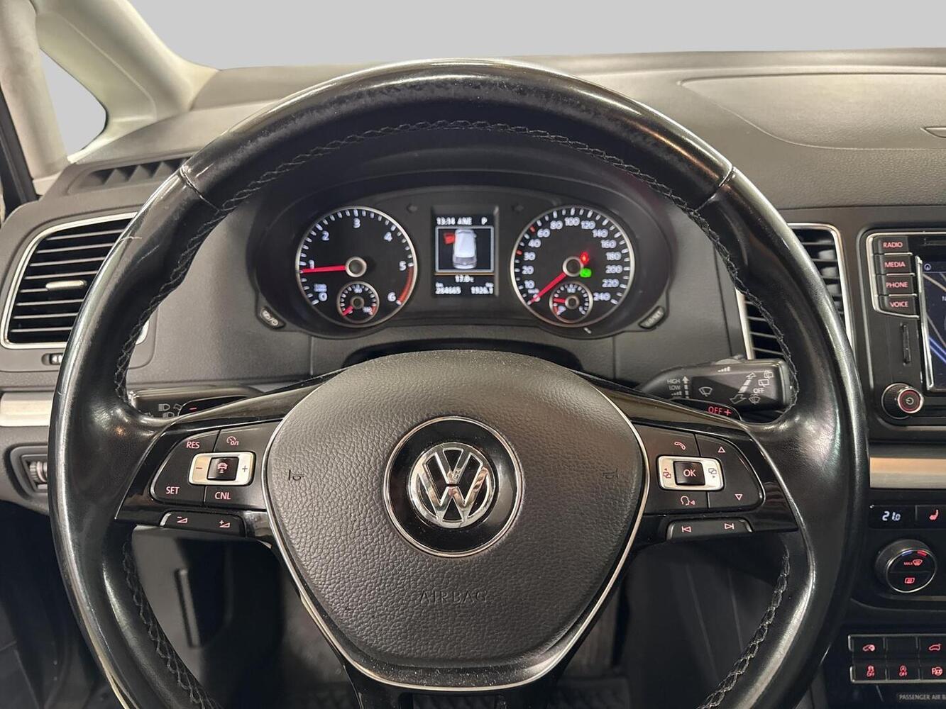 Volkswagen Sharan vaihtoauto