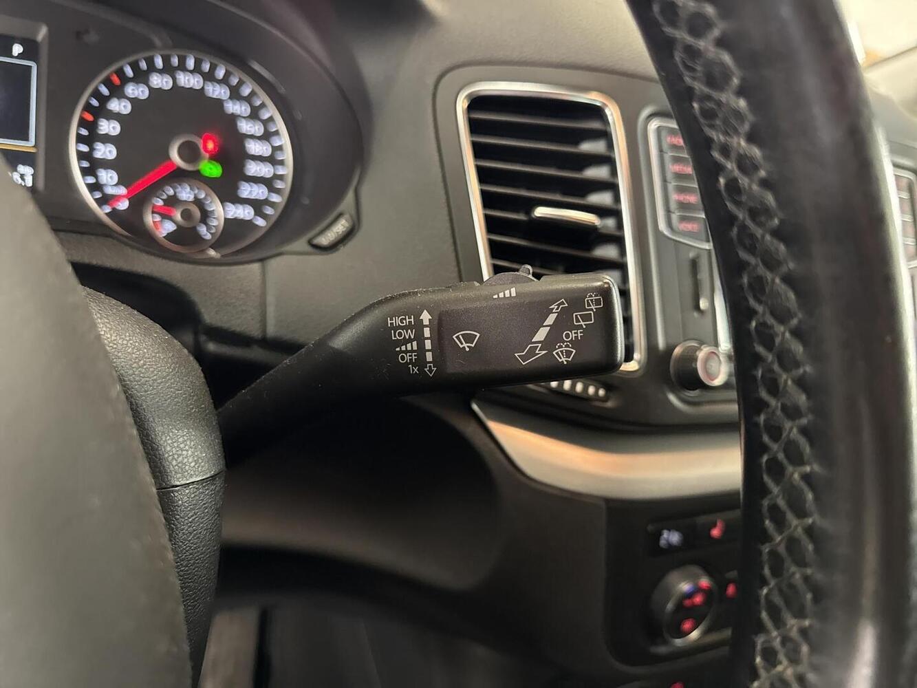 Volkswagen Sharan vaihtoauto