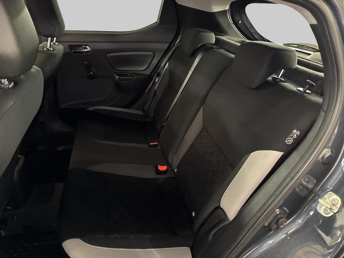 Nissan Micra vaihtoauto