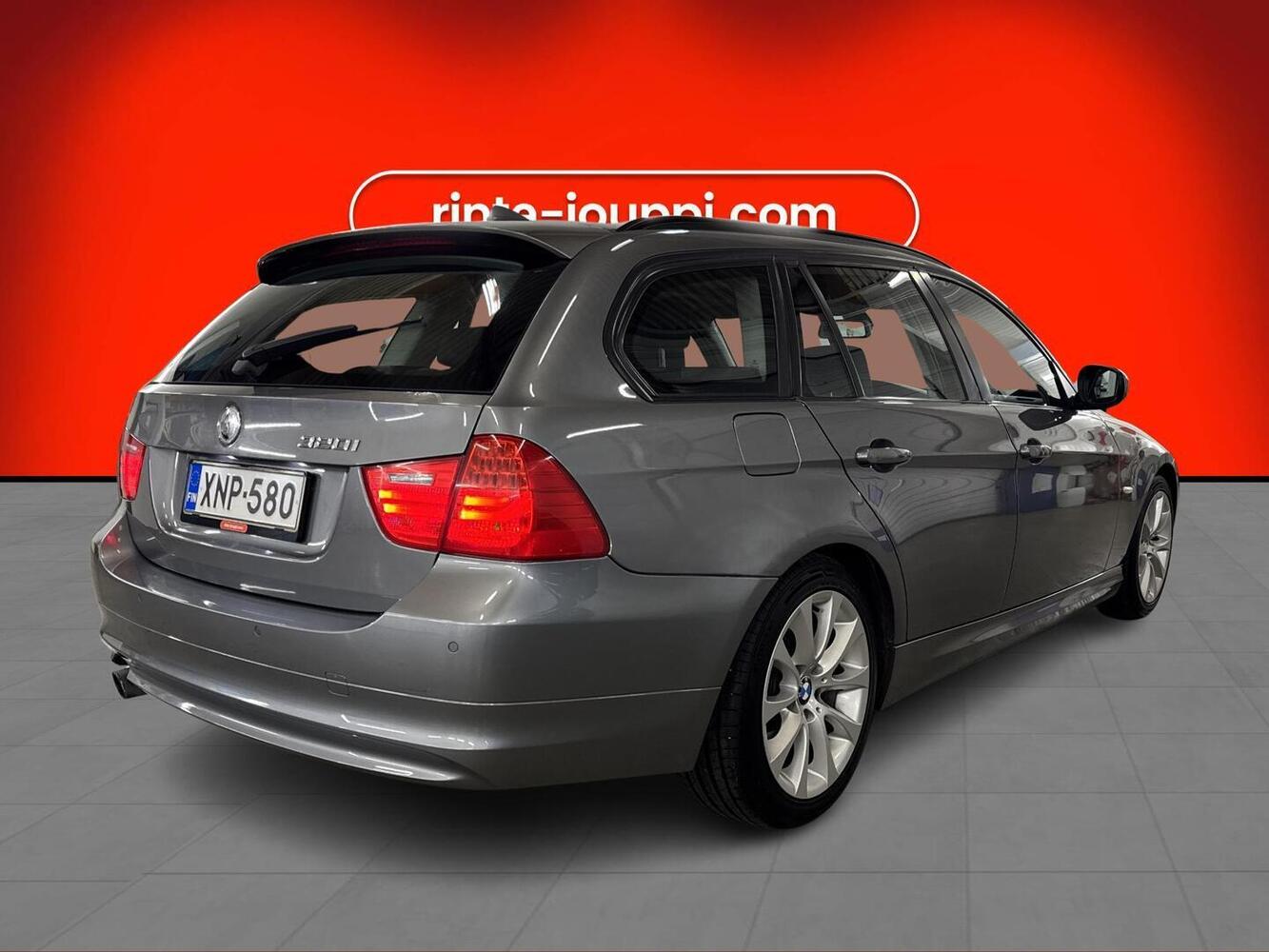 BMW 320 vaihtoauto