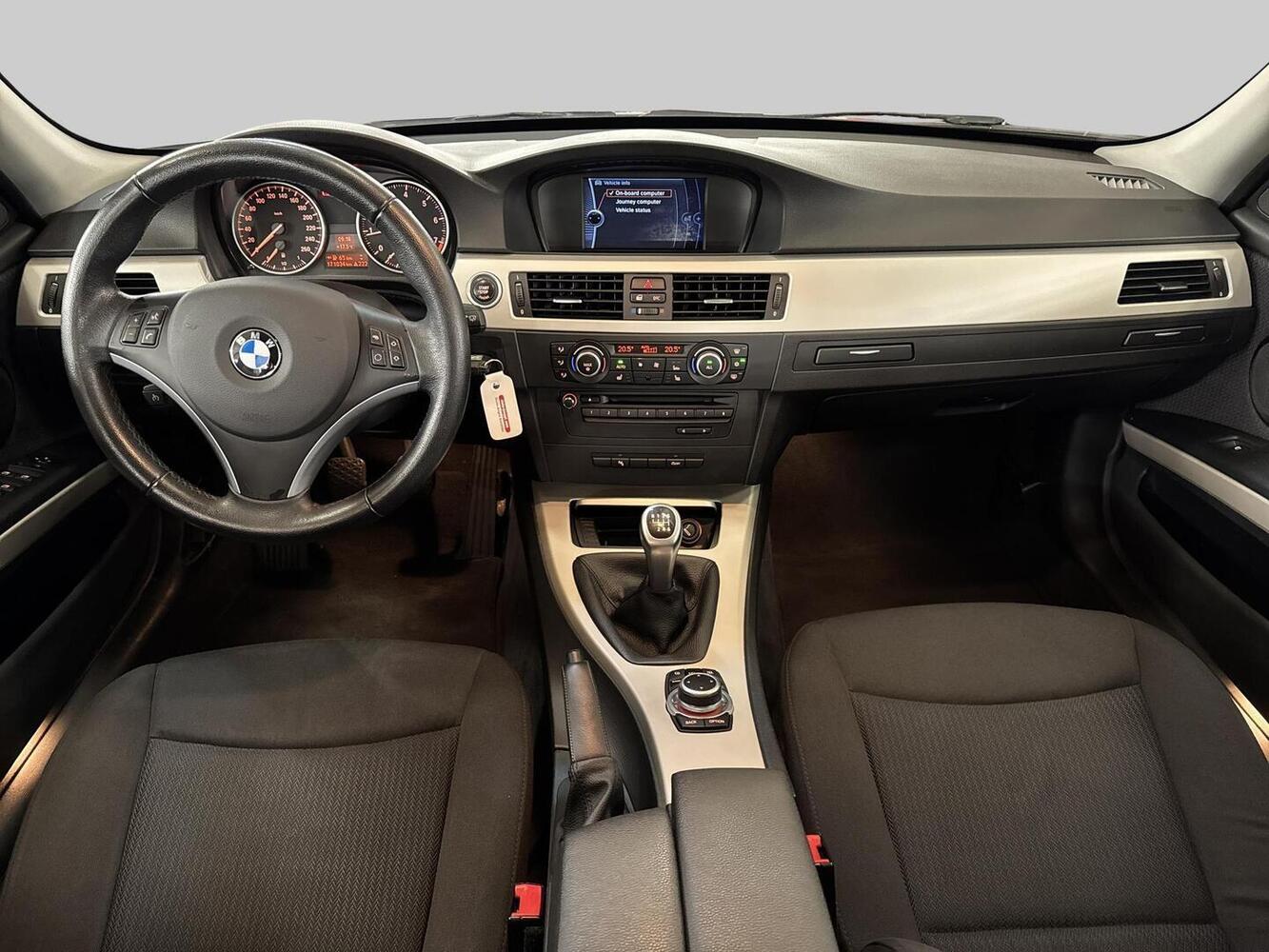 BMW 320 vaihtoauto