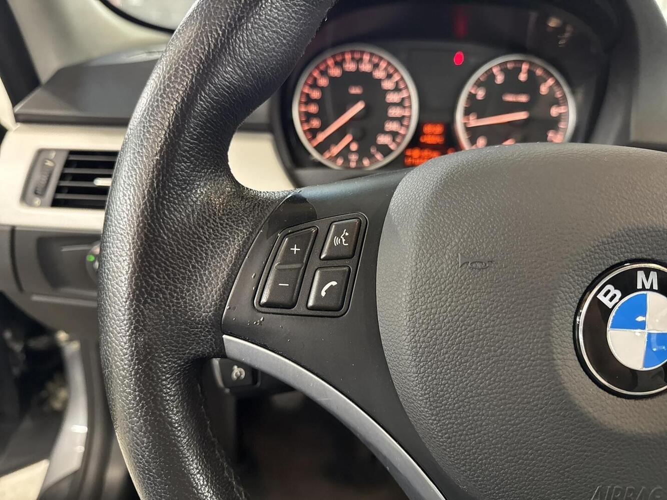 BMW 320 vaihtoauto