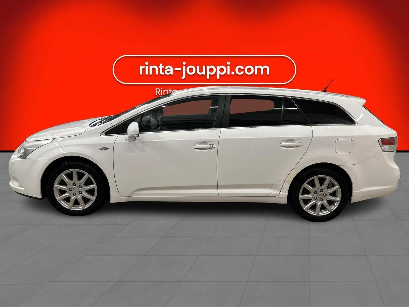 Toyota Avensis vaihtoauto