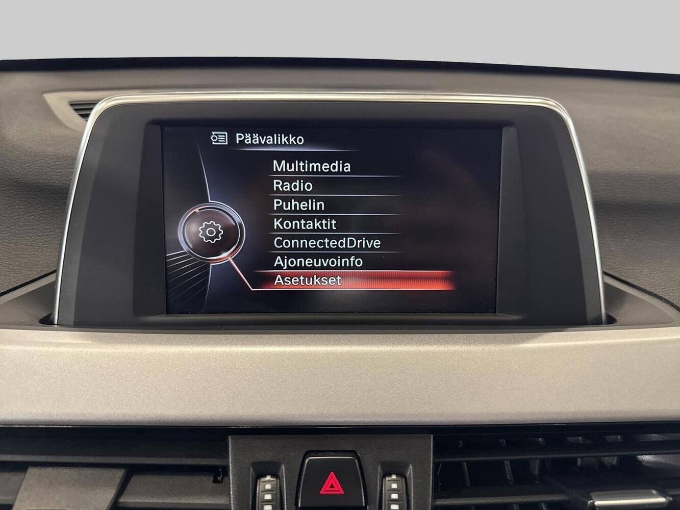 BMW X1 vaihtoauto