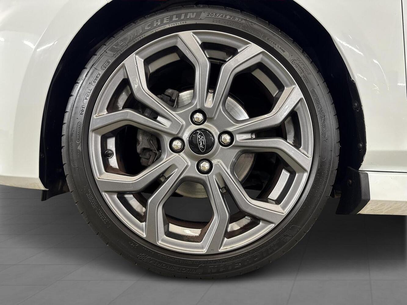 Ford Fiesta vaihtoauto