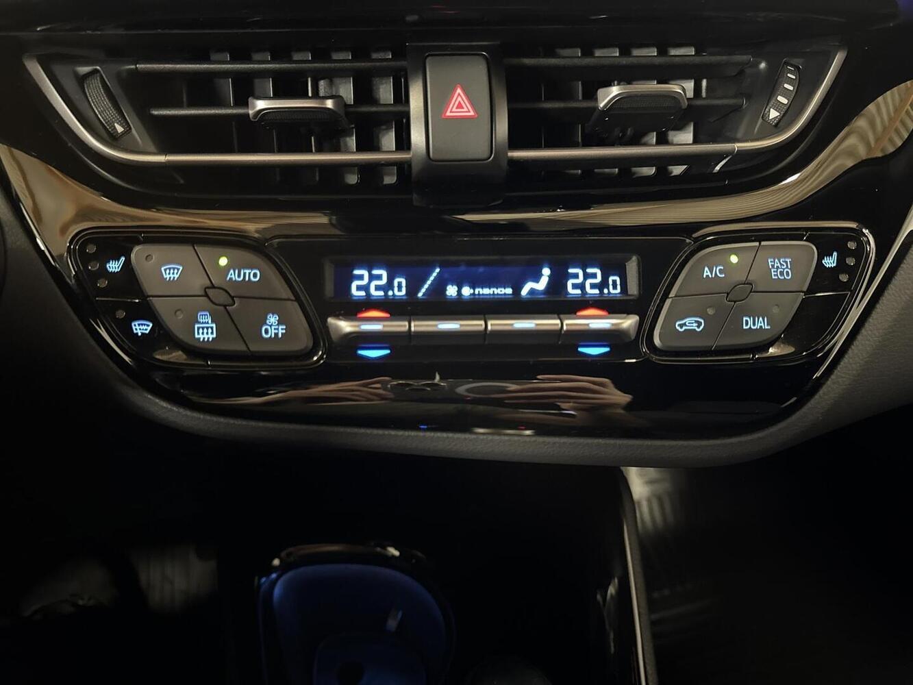 Toyota C-HR vaihtoauto