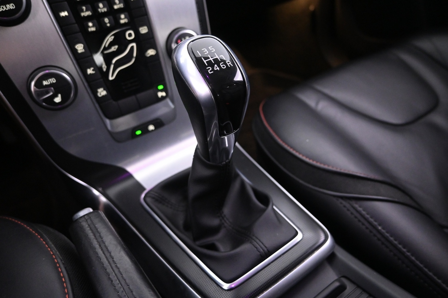 Volvo V40 vaihtoauto
