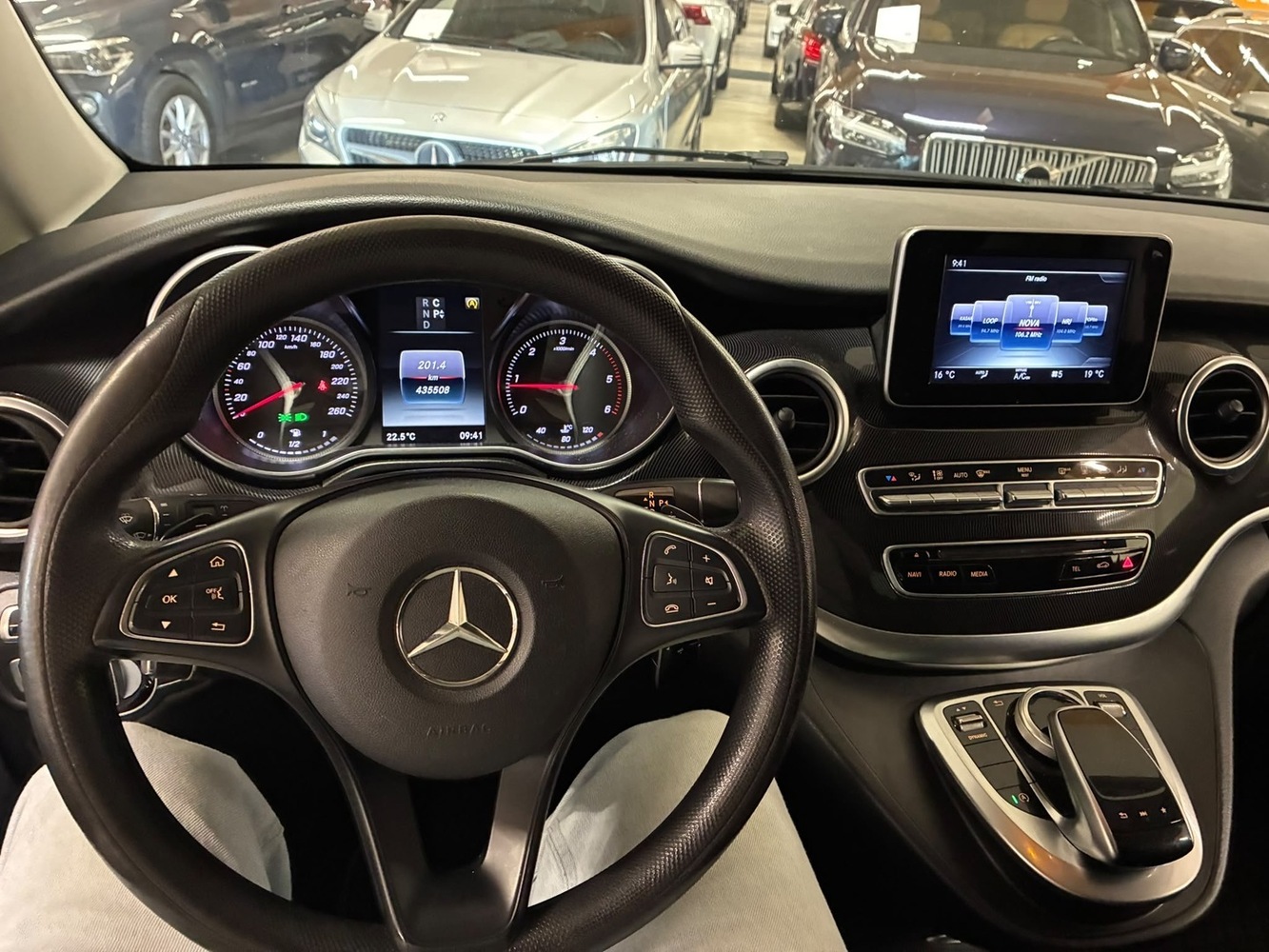Mercedes-Benz V vaihtoauto