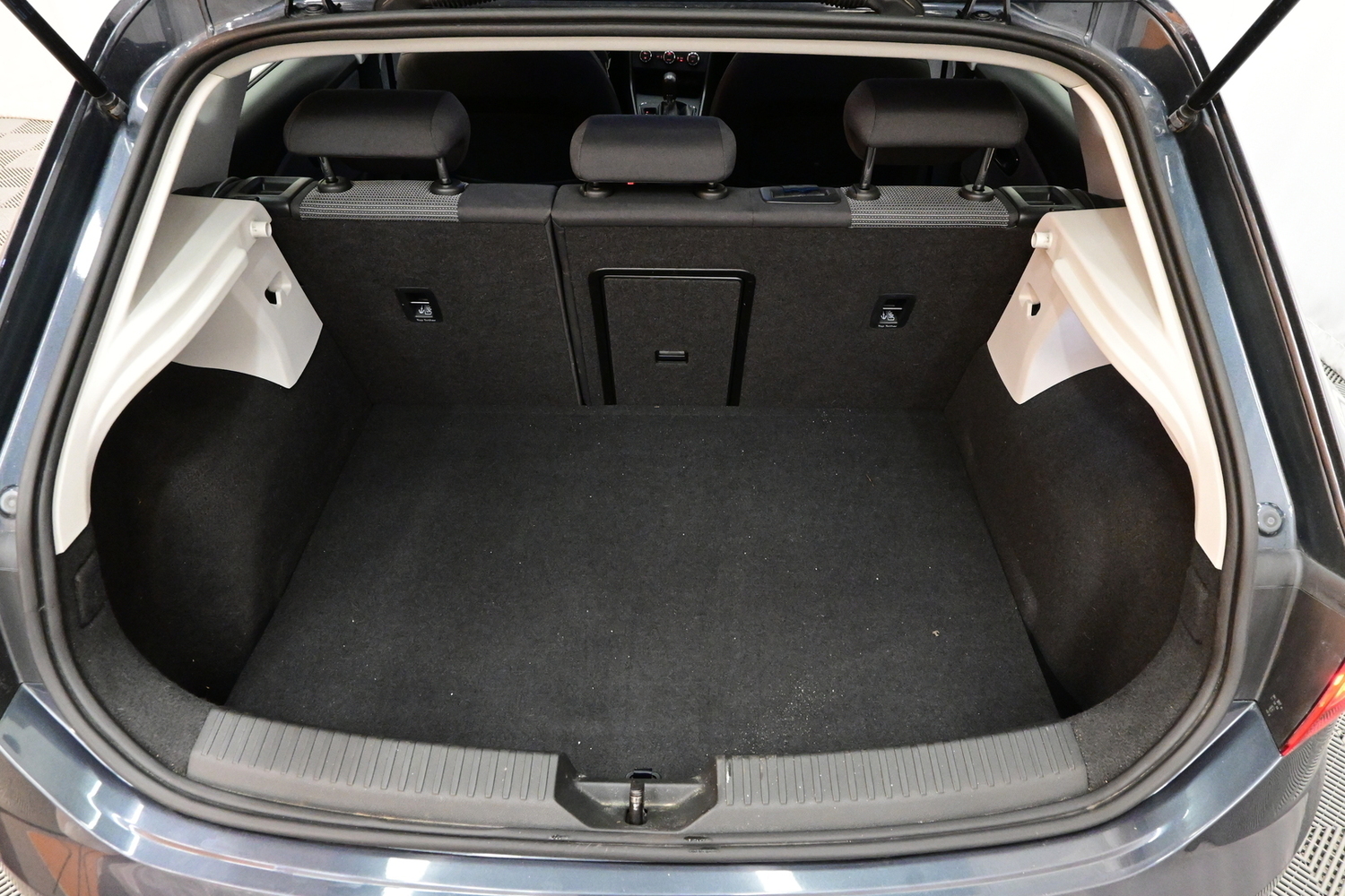SEAT Leon vaihtoauto