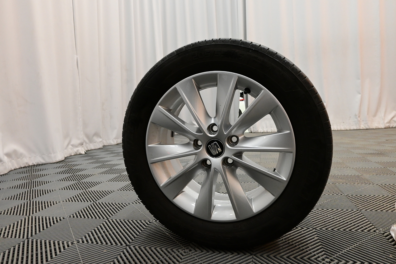 SEAT Leon vaihtoauto