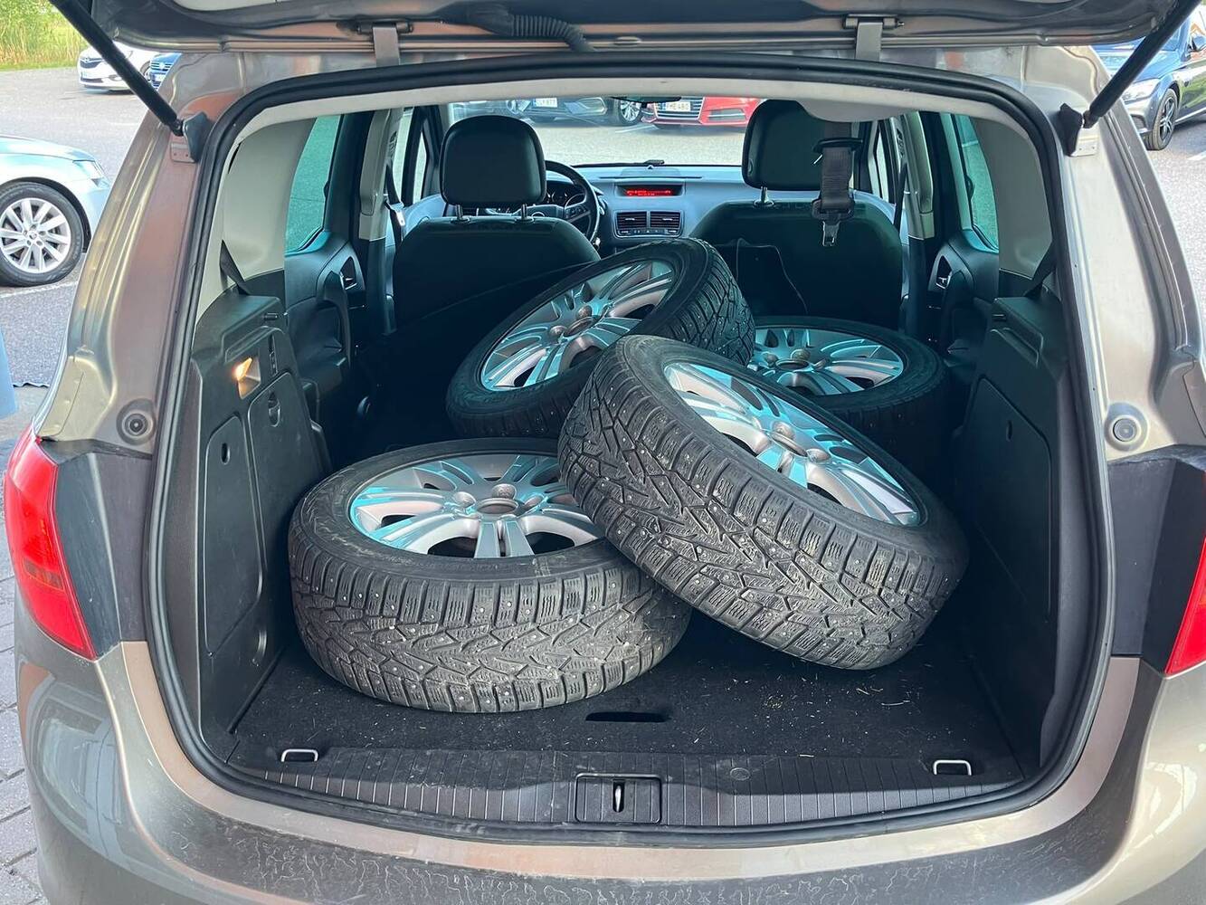 Opel Meriva vaihtoauto