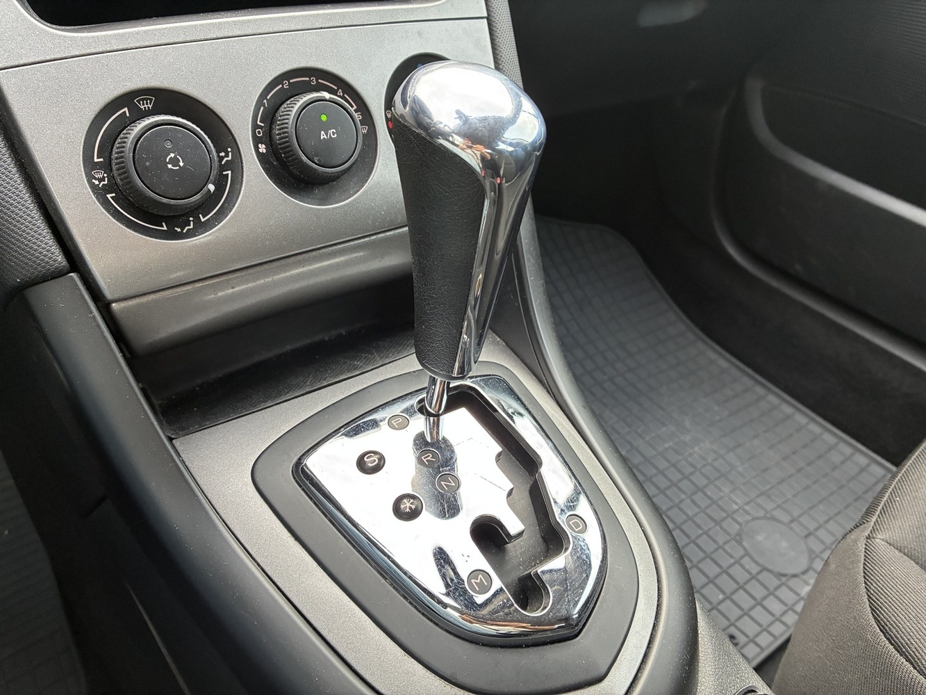 Peugeot 308 vaihtoauto