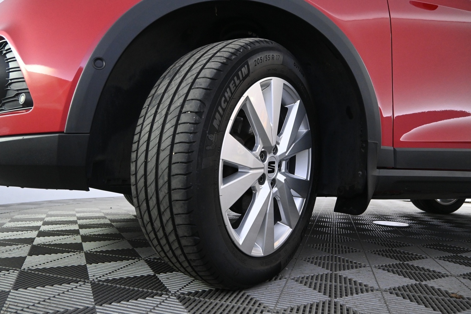 SEAT Arona vaihtoauto