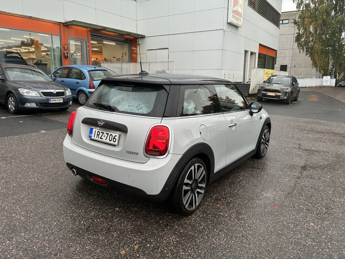 Mini Hatchback vaihtoauto
