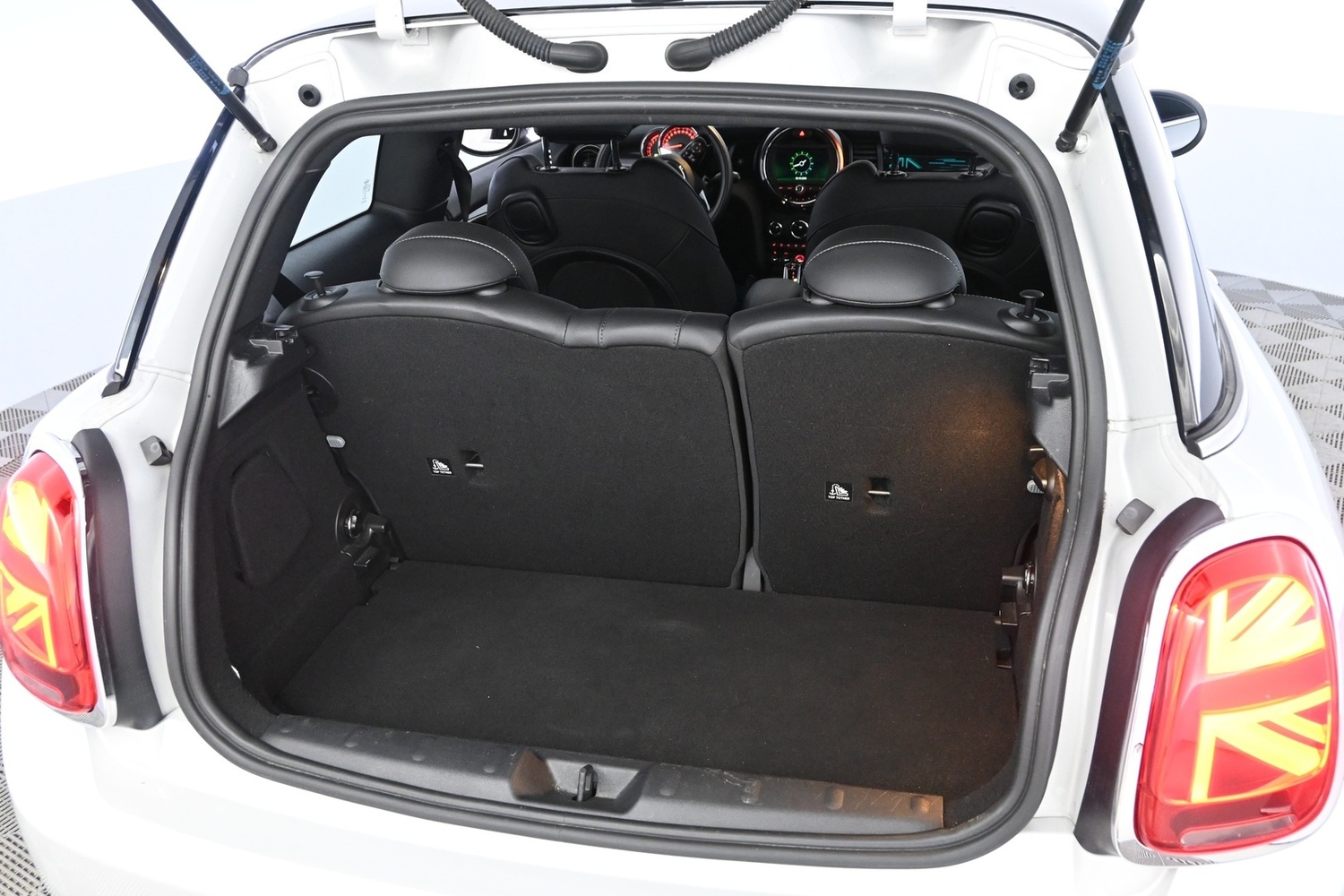 Mini Cooper vaihtoauto