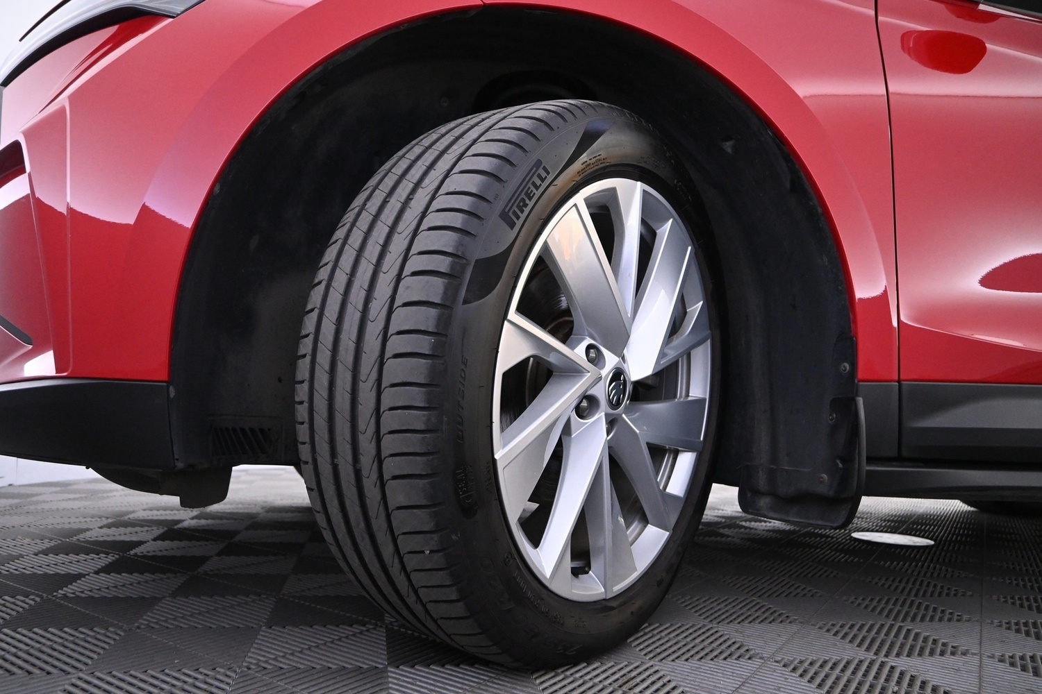 Skoda Enyaq vaihtoauto