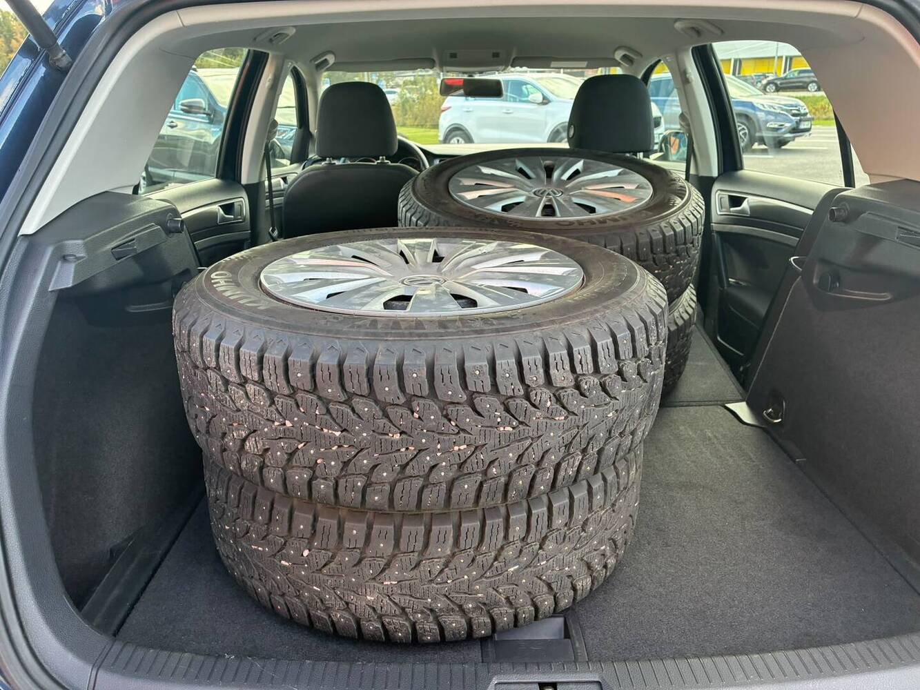 Volkswagen Golf vaihtoauto