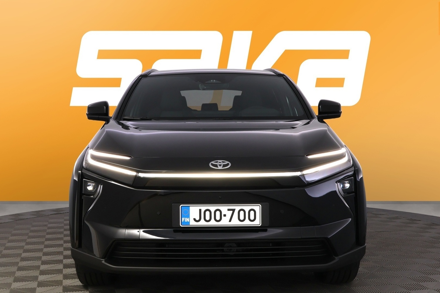 Toyota bZ4X vaihtoauto