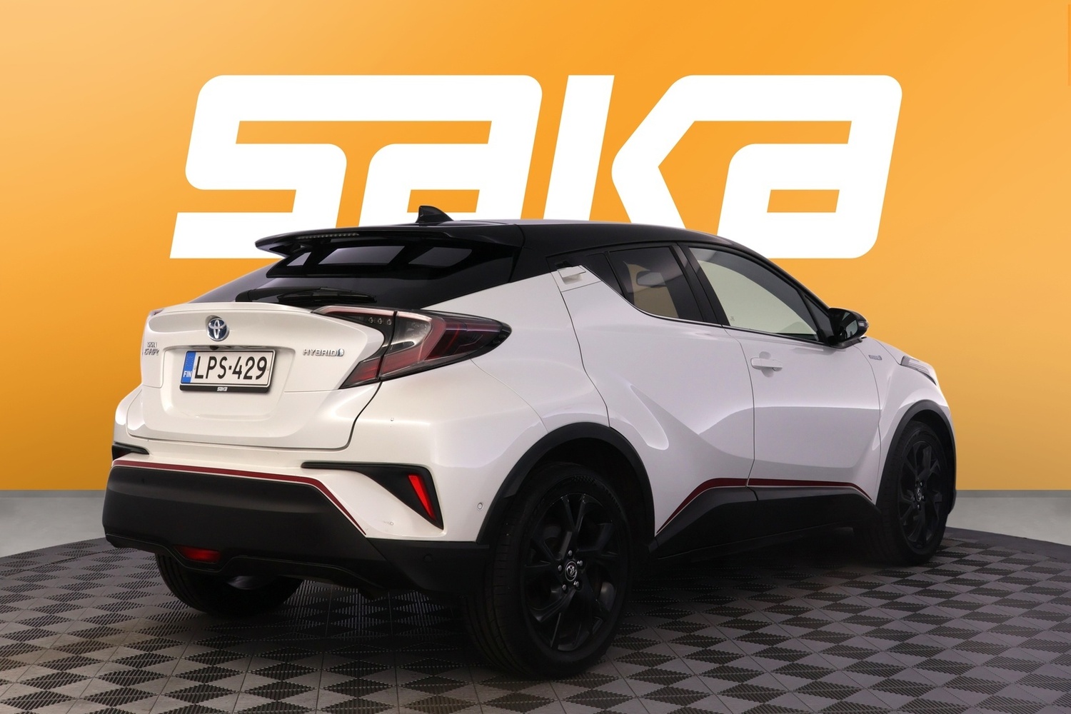 Toyota C-HR vaihtoauto