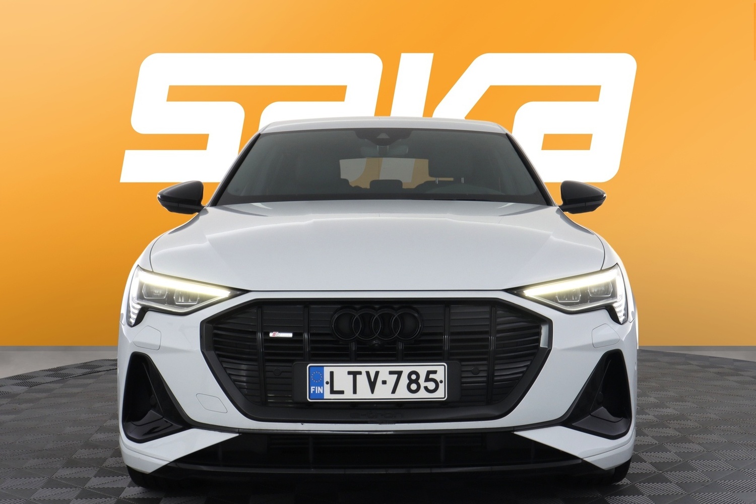 Audi e-tron vaihtoauto