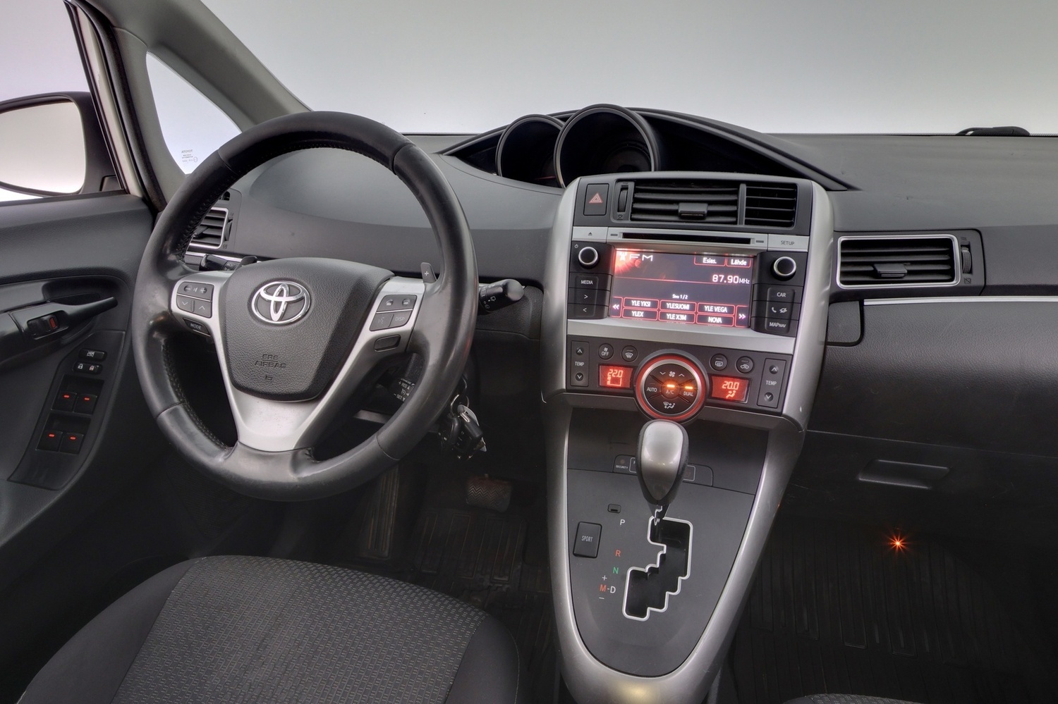 Toyota Verso vaihtoauto