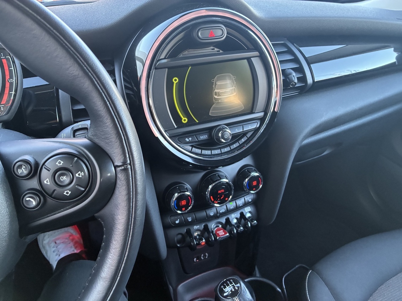 Mini Hatchback vaihtoauto