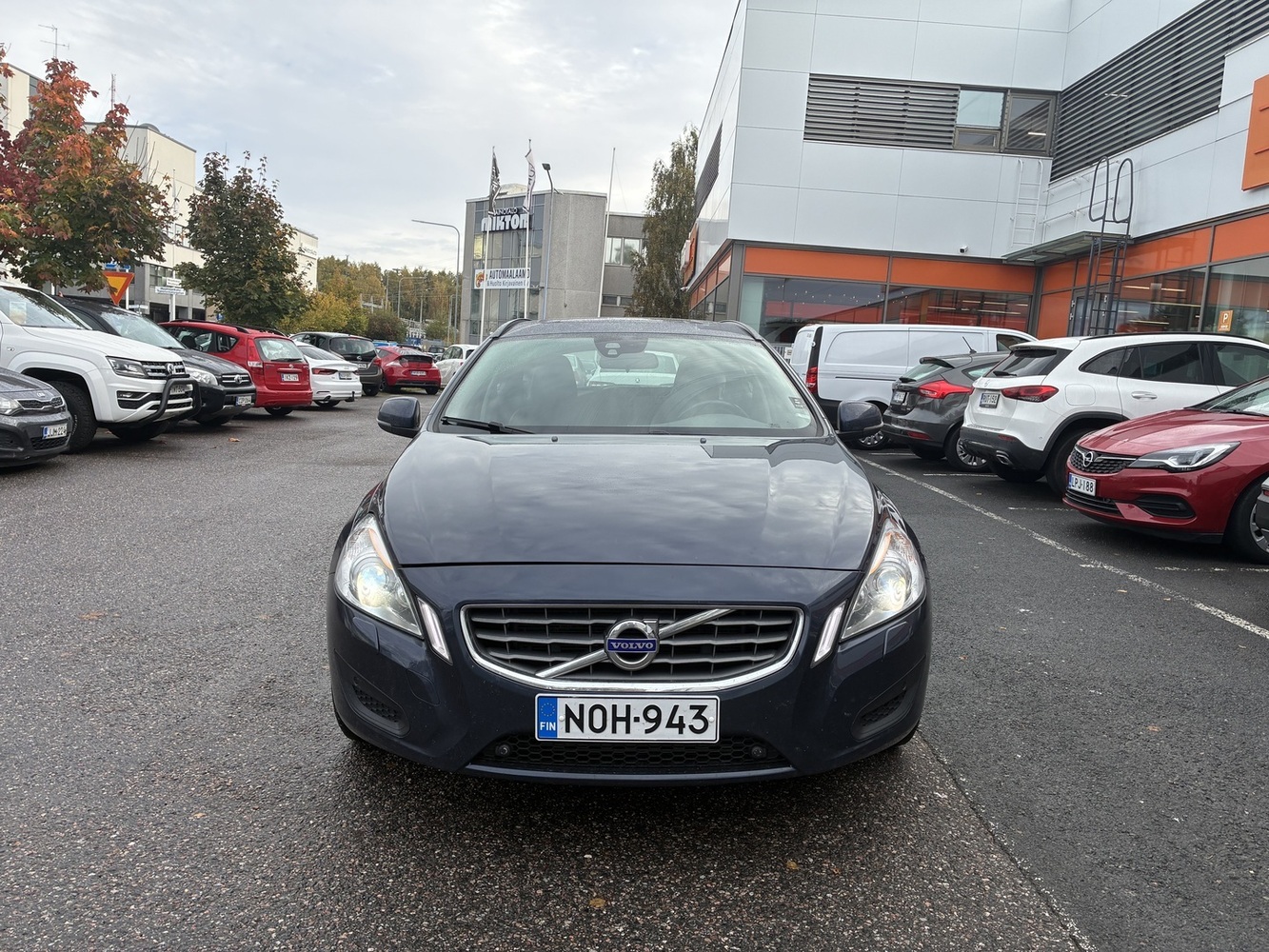 Volvo V60 vaihtoauto