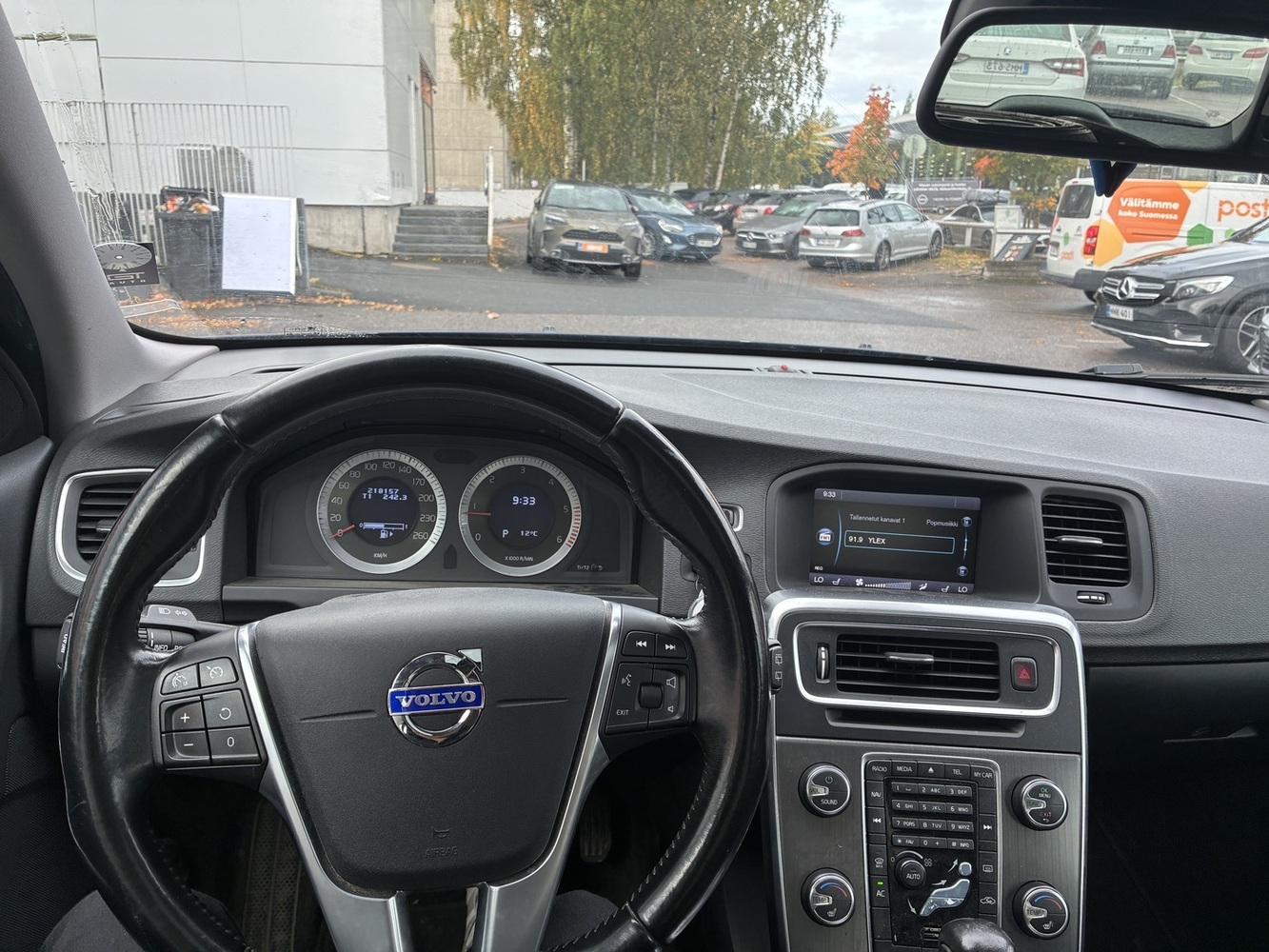 Volvo V60 vaihtoauto