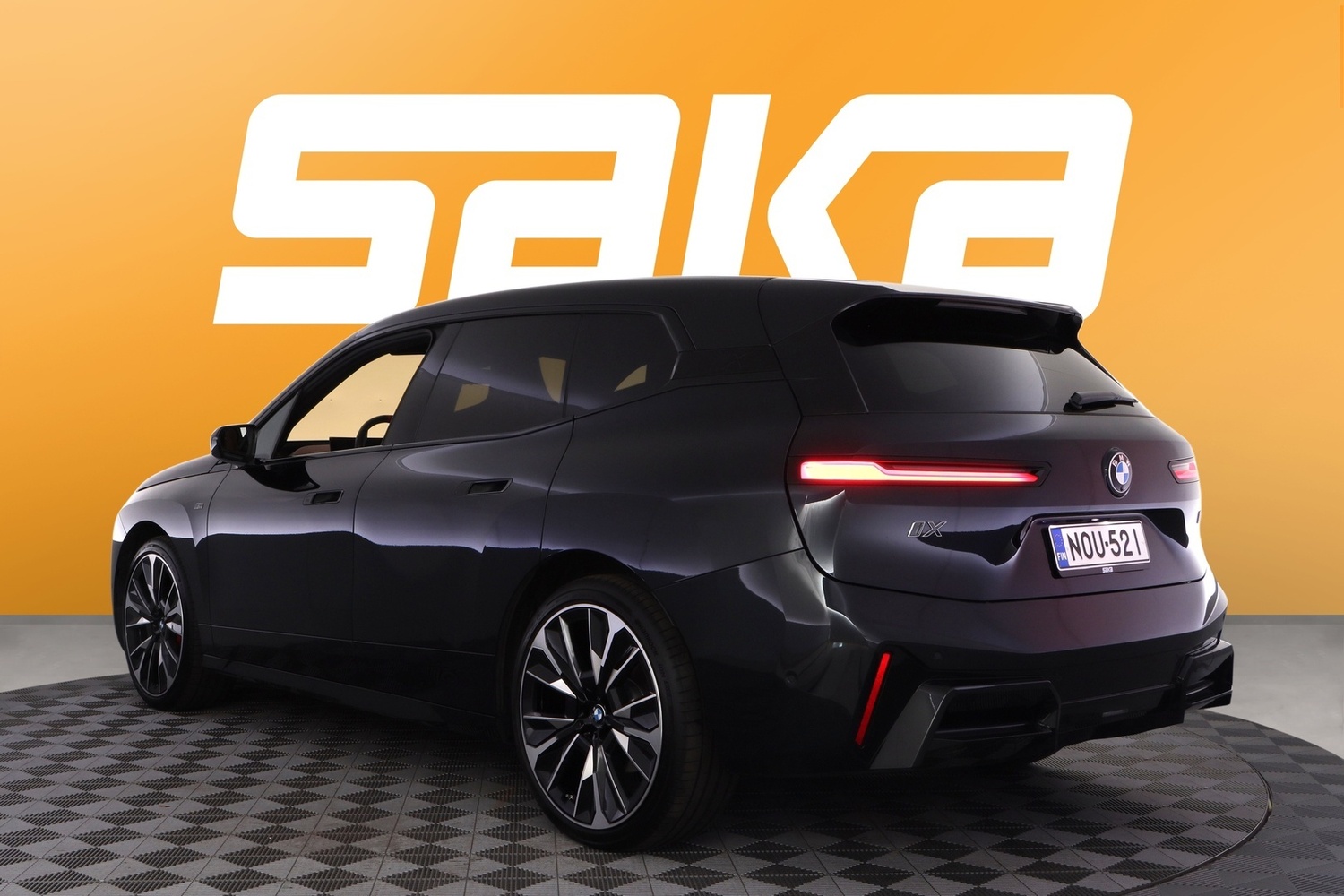 BMW iX vaihtoauto