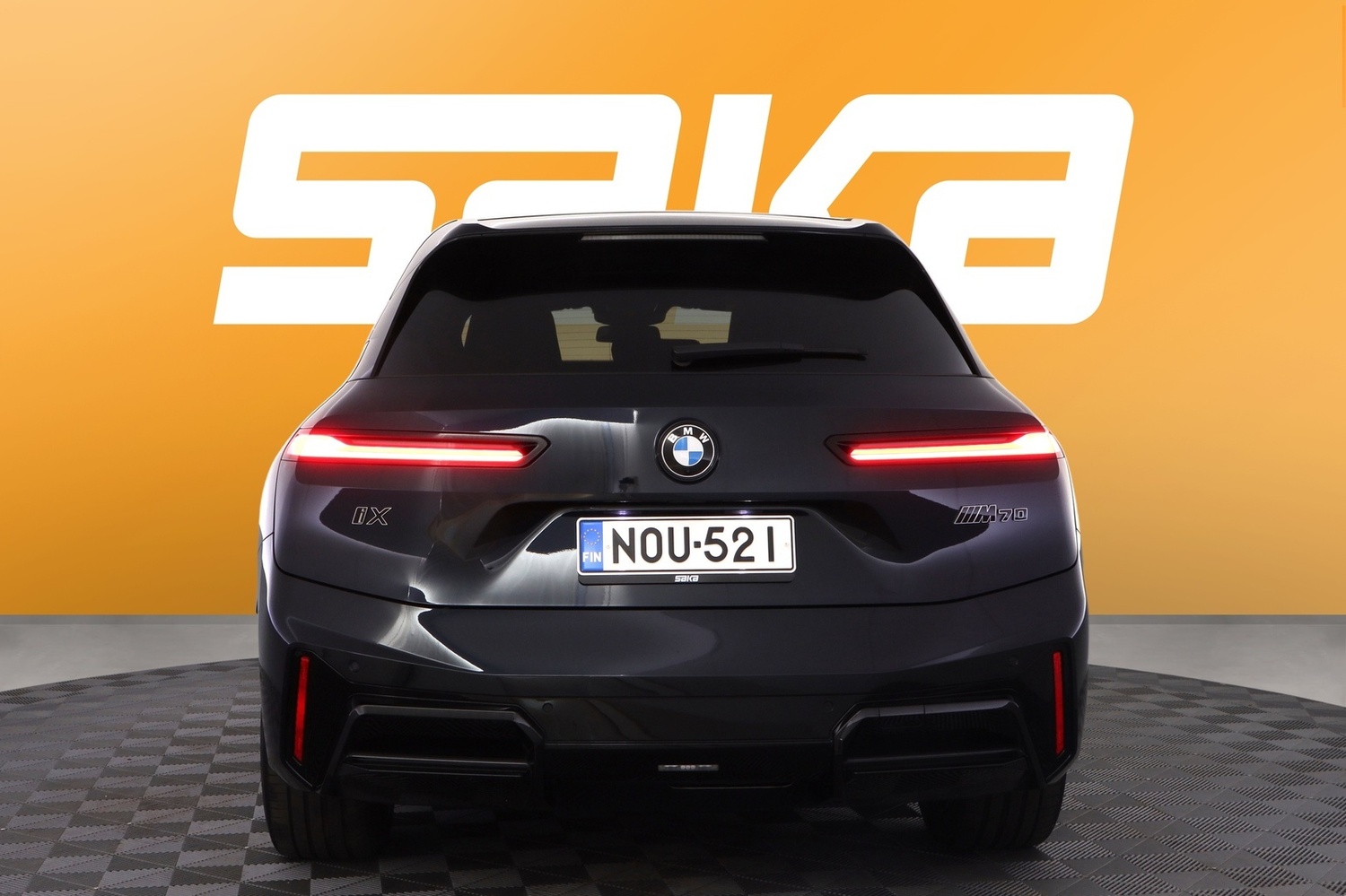 BMW iX vaihtoauto