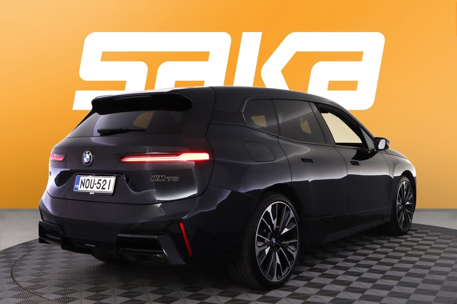 BMW iX vaihtoauto