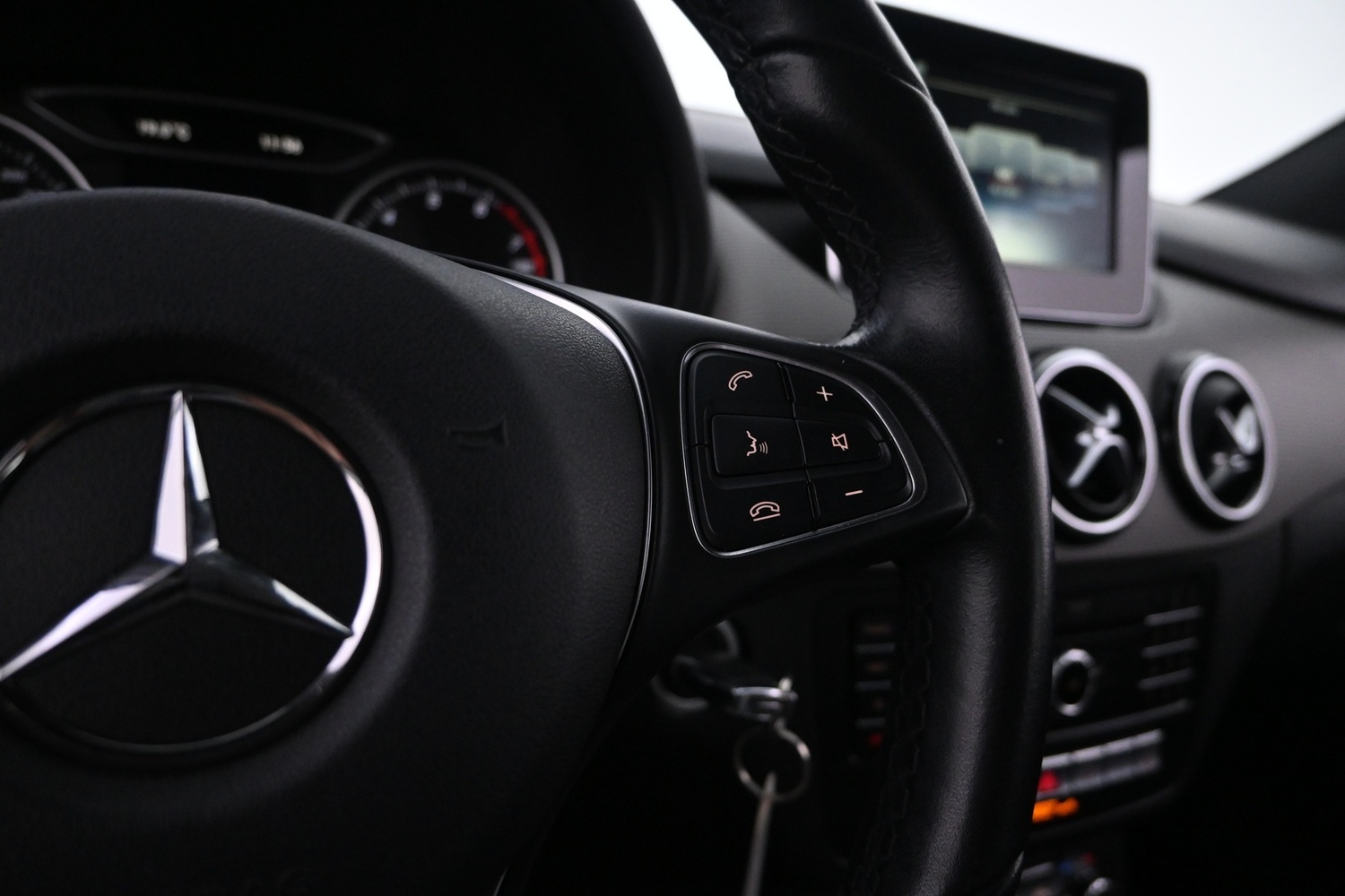 Mercedes-Benz B vaihtoauto