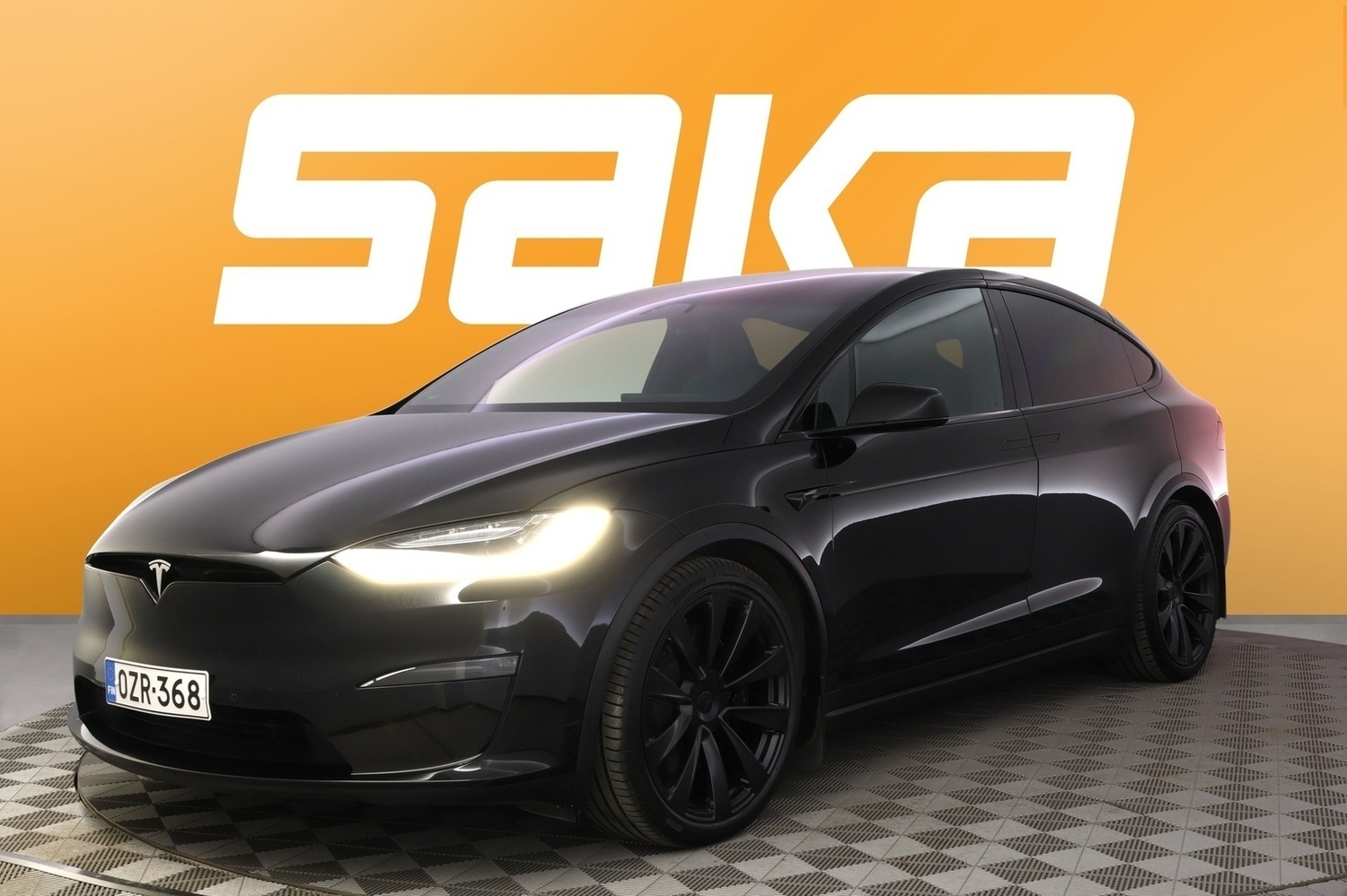 Tesla Model X vaihtoauto