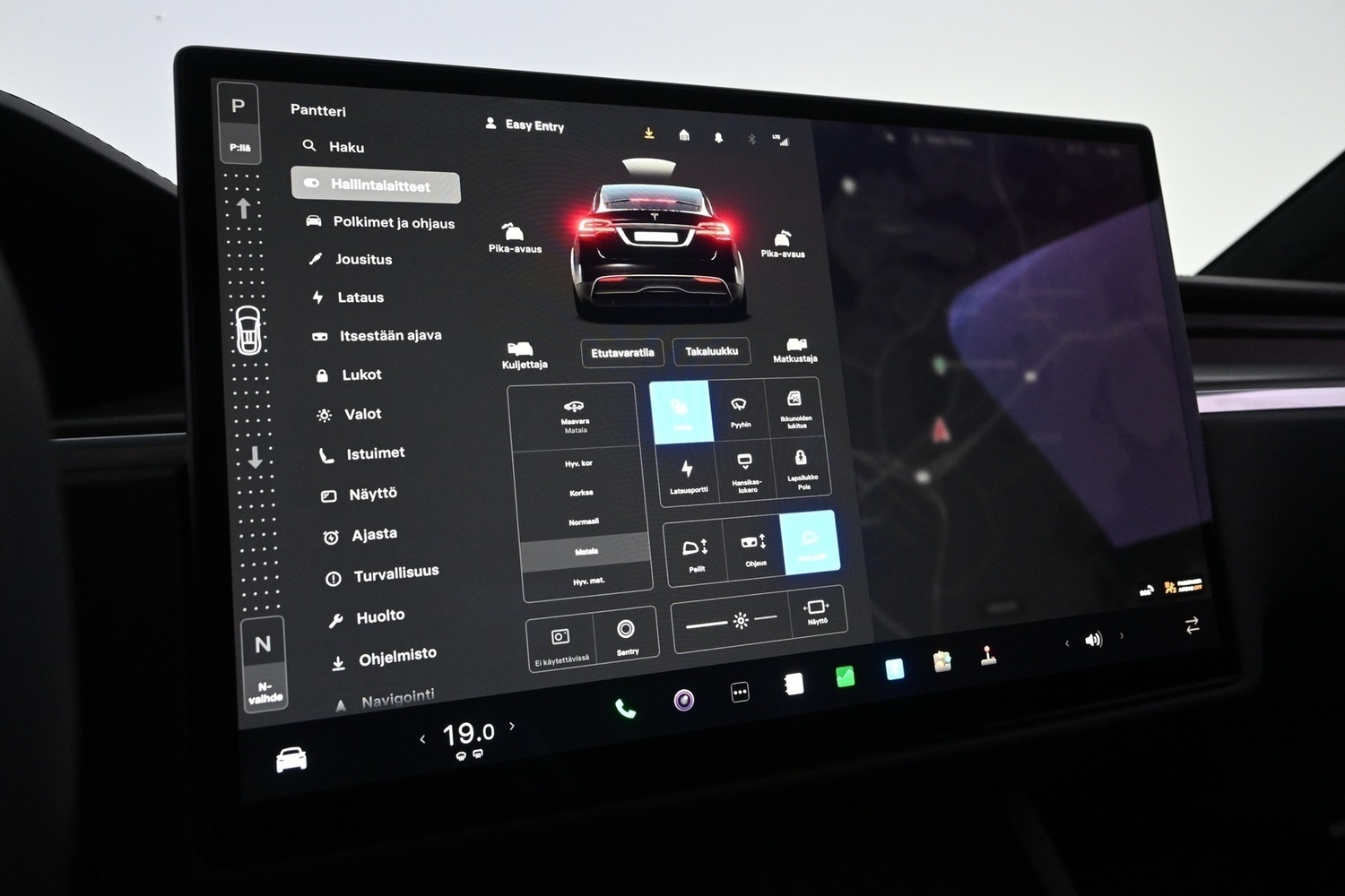 Tesla Model X vaihtoauto